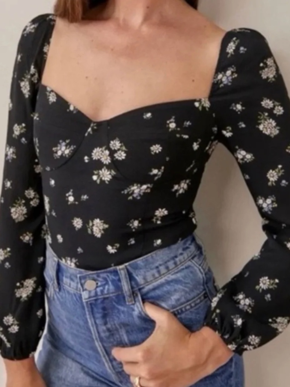 Reformation Daisy Black Floral Sweetheart Long Sleeve Top Size 2